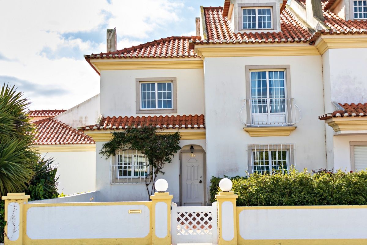 Surf Camp Portugal - Praia da Areia Branca