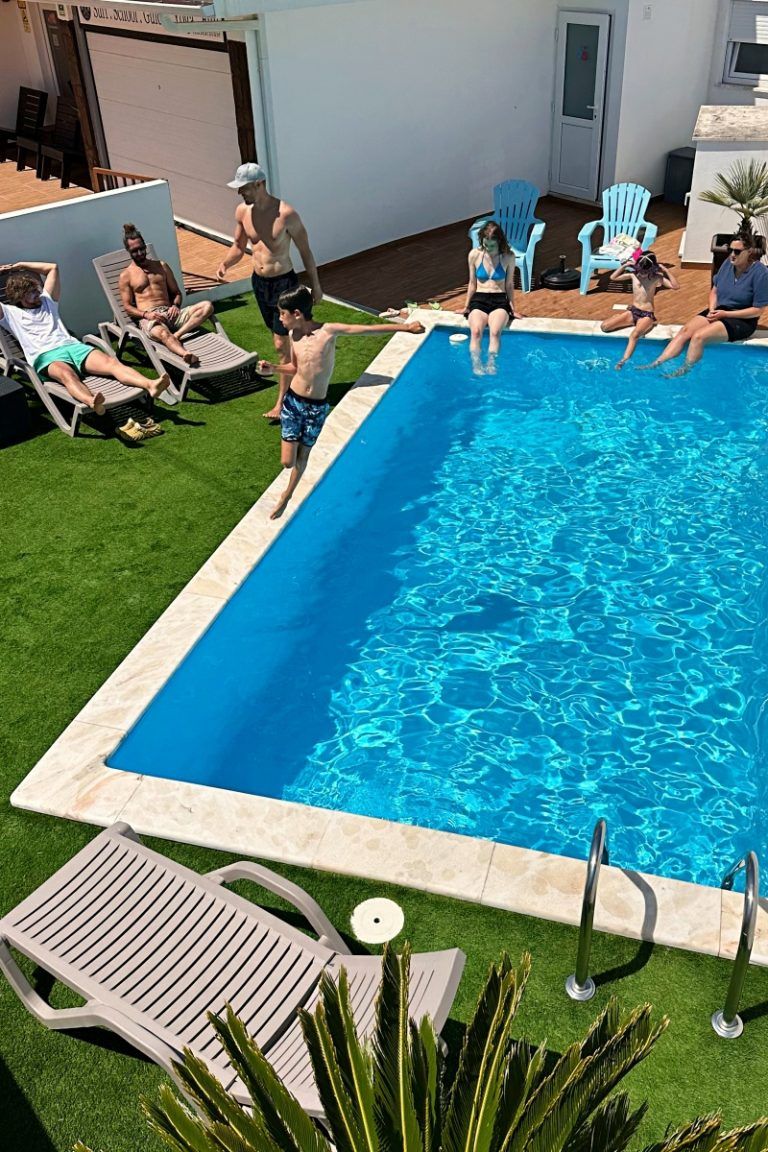 Family Surf Portugal Peniche Pool