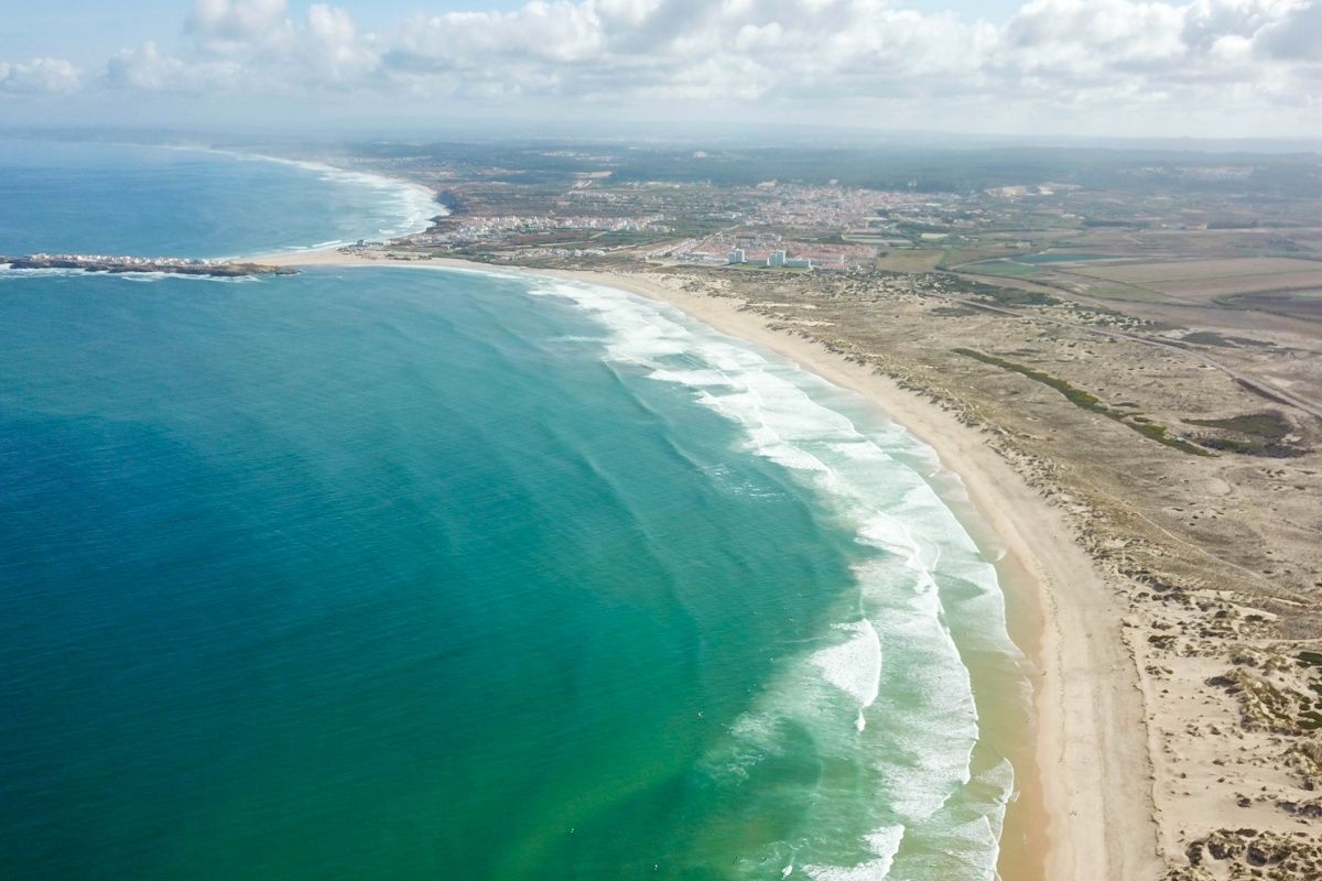 A Guide to the Best Surf Spots in Peniche for Intermediates